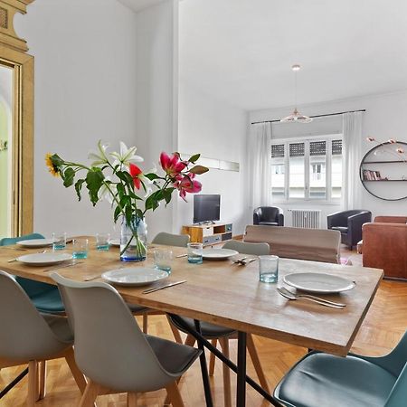 Roomy Apartment Duomo & San Babila ミラノ エクステリア 写真