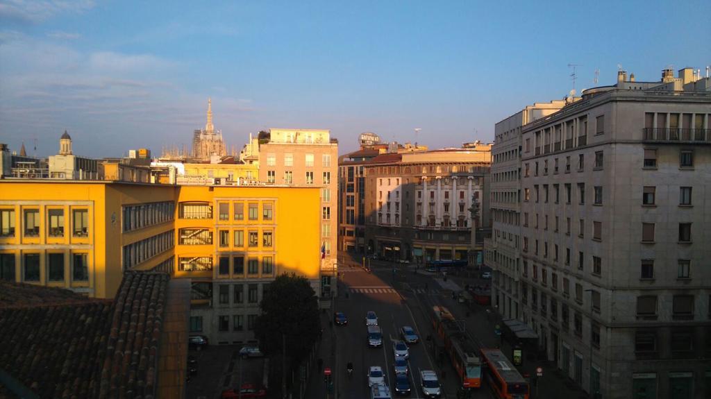 Roomy Apartment Duomo & San Babila ミラノ エクステリア 写真