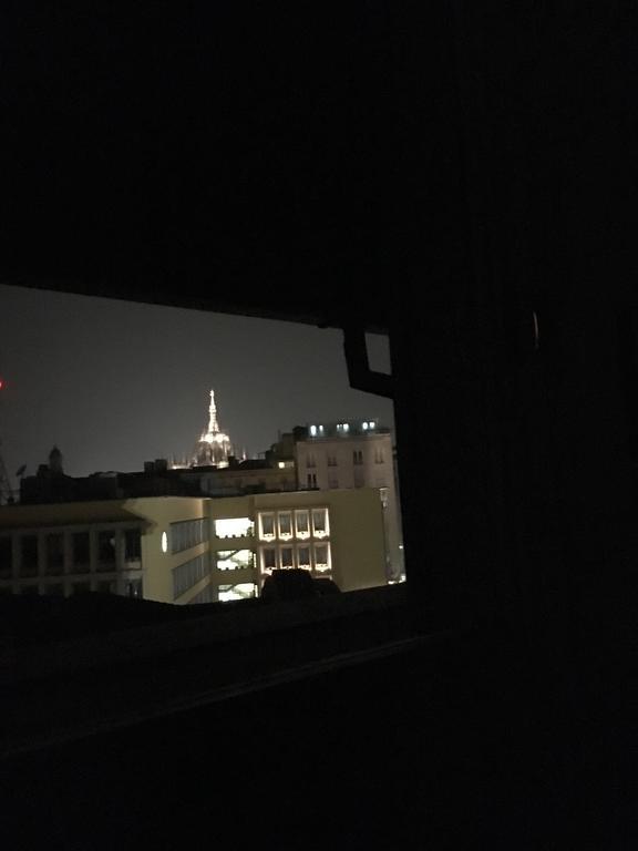 Roomy Apartment Duomo & San Babila ミラノ エクステリア 写真
