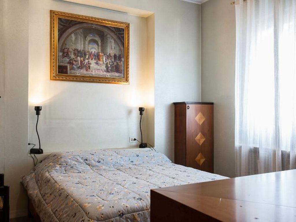 Roomy Apartment Duomo & San Babila ミラノ エクステリア 写真