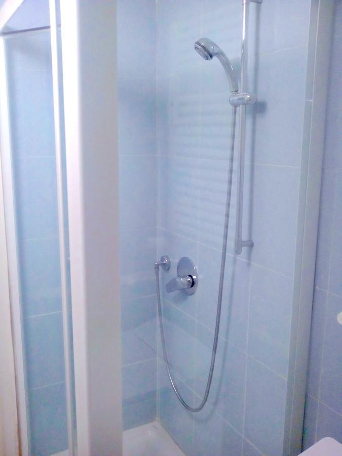 Roomy Apartment Duomo & San Babila ミラノ エクステリア 写真