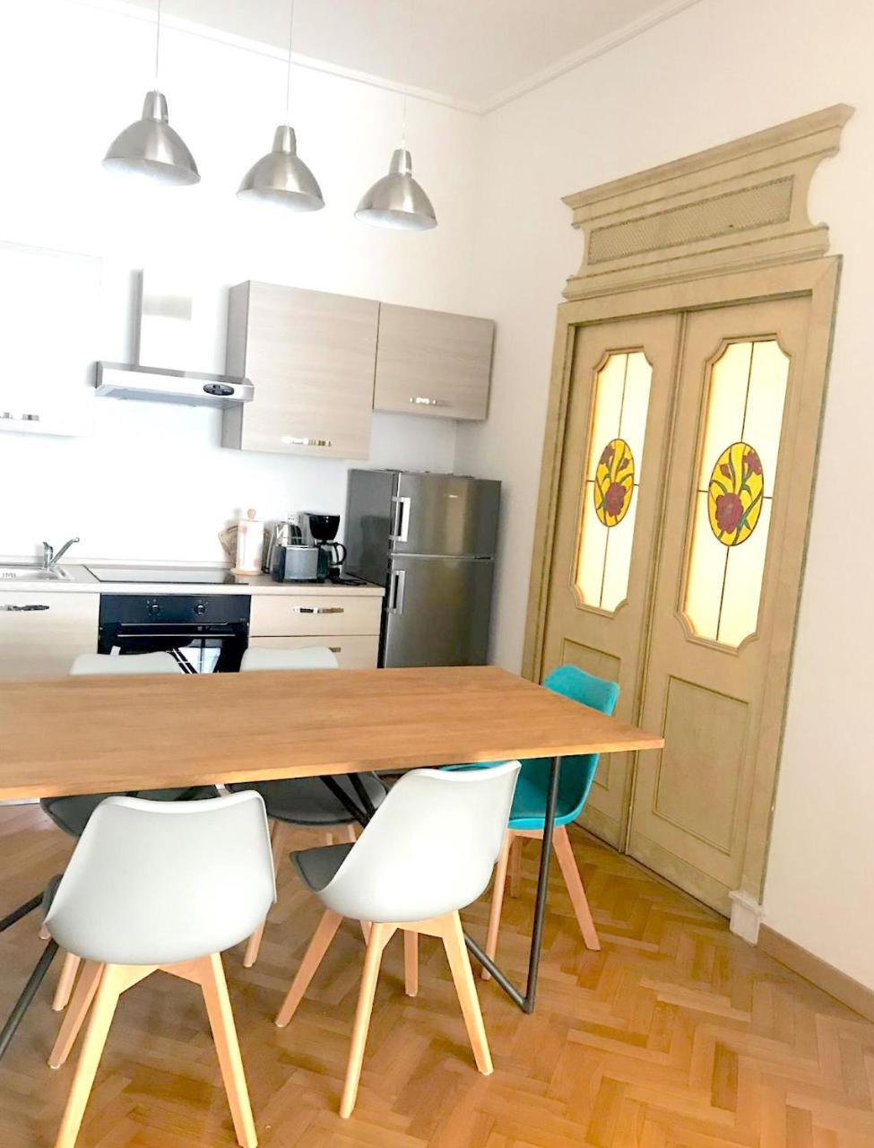 Roomy Apartment Duomo & San Babila ミラノ エクステリア 写真